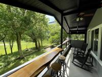 River House - Cottage with KY River View & Access - B&B