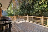 Atlanta Family Retreat - Stylish 4BR Getaway - B&B Stone Mountain