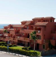 Three-Bedroom Deluxe Apartment