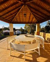 Mountain View 2 Bedroom Chalet - Bed and Breakfast Alcobaça