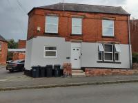 High End Apartment - Perfect For Contractors & Builders - Free Parking - Bed and Breakfast