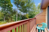 Reindeer Crossing at Nordic Village - B&B Bartlett