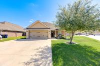 5BD - Backyard - Pool Access - 5 Mins to Texas A&M - B&B