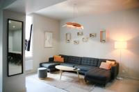 MAISON LE GRATTE CIEL - séminaire ou famille, salle de réunion, 8 chambres Clim, Jardin & Salle de sport - Chambres d'hôtes Villeurbanne