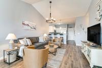 Myrtle Beach Condo 3 Mi to Ocean! - B&B Myrtle Beach