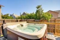 < 1 Mi to Butler Beach! Group Escape w/ Hot Tub - Ferienwohnung Saint Augustine