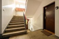 Jaracza 3-Bedroom Apartment - B&B