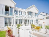 Beautiful Gate - B&B George