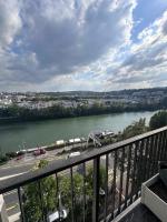 Superbe appartement vue sur la Seine situé à Boulogne-Billancourt - Chambres d’hôtes Boulogne-Billancourt