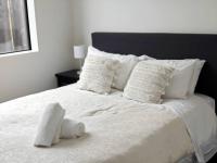 Contemporary New 2-Bedroom Home - B&B Hamilton