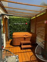Charmante maison avec jacuzzi - B&B