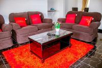 Vienama Residence 2 mins drive to Labadi Beach - B&B