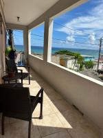 Beautiful ocean view la perla - B&B