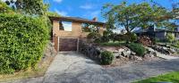 HomeSmart: Cozy Charm Meets High-Tech in Prime Area - B&B