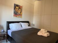 Superior One-Bedroom Apartment