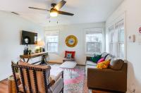 Chic Home about 2 Mi to TTU with Grill and Yard in Lubbock - B&B