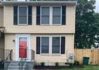 Newly Renovated Cozy 3 Bedroom 2 Bath Townhome Close to Commanders Stadium and 4 Metro Stations - B&B