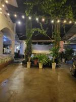 Monday - B&B Koh Trol