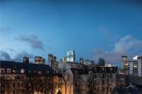 Contemporary, view of La Défense, all comfort - B&B
