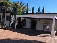 Royal Bafokeng Guest House - B&B Bloemfontein