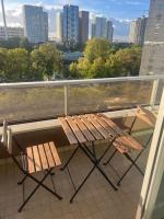 Tour Eiffel terrasse vue seine - B&B Paris