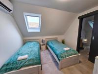 Twin Room with Bathroom