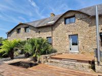 Luxueuse Longère "Le Grand Kerfra", meublé classé 4 étoiles, 375m2, au Vignoble Domaine Lamballe, Golfe du Morbihan - Chambres d'hôtes Baden