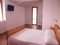 Großes Doppelzimmer