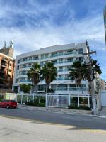 Mandai 305A frente para o mar com Vista incrível em Cond EXCELENTE - Chambres d'hôtes Cabo Frio