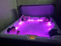 Exquisite 10 bed Villa hot tub and games room - Chambres d'hôtes Barnstaple