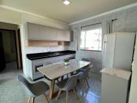 Aprecie Mariscal Nesta Hospedagem a 150 M do Mar - V4 - Ferienwohnung Bombinhas