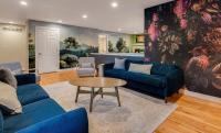 Mid Summer Night's Dream w Hot Tub Theater Game Room - Chambres d'hôtes Arvada
