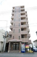 Cocostay エレガンス京町 - 移動に超便利な中心部に泊まろう-最寄り駅から徒歩5分-広々Qサイズベッドに駐車場あり - B&B