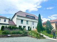 103 m2 geräumiges familienfreundliche Ferienwohnung mit Infrarotsauna in Erfurt - B&B Erfurt