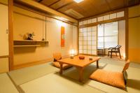 Twin Room with Shared Bathroom