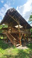 Colibamboo Ecolodge Biocasa artesanal rodeada de naturaleza con jaccuzi y mucho más - Chambres d'hôtes Pacho