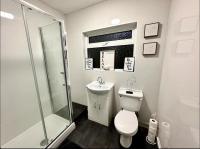 THREE BEDROOM Rural, relaxing and peaceful,DOGS welcome! With Cymru Holidays - B&B Abergavenny