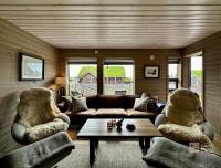 High standard cabin at Sjusjøen sauna, hot tub & ski trails right outside - Chambres d'hôtes Ringsaker