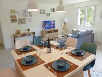 Appartement avec 2 chambres et parking privé - Ferienwohnung