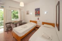 Karampela Rooms - B&B