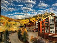Studio 565 Perfect Location with Pool and Hot Tub - B&B Crested Butte