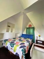 Triple Room with Balcony