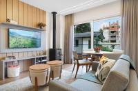 Conforto a 950m da Rua Coberta by Achei Gramado - B&B