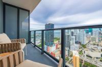 Free Parking in This Studio w Stunning Views - B&B Miami