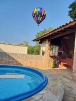 Casa Espaço Sara Piscina Privativa, Área Gourmet Churrasqueira e Fogão a Lenha à 5 min do Parque das Águas - B&B São Lourenço