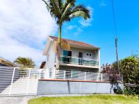 Lindo Sobrado c/ Piscina e conforto próximo do mar - Ferienwohnung