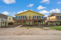 Oceanfront 2BR Cottage w Sunsets Views Comfy and Pet and Family Friendly - B&B Freeport