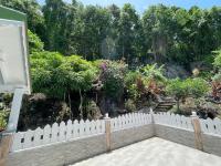 Jacuzzi & Vue Mer - Appartement spacieux et calme - B&B Pointe-Noire