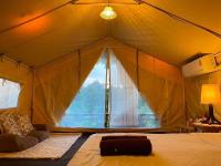 โดมอิงธาร บ้านสวนสราญชล - B&B Ban Plai Nam