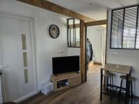 Petit Appart proche IMA - B&B Niort